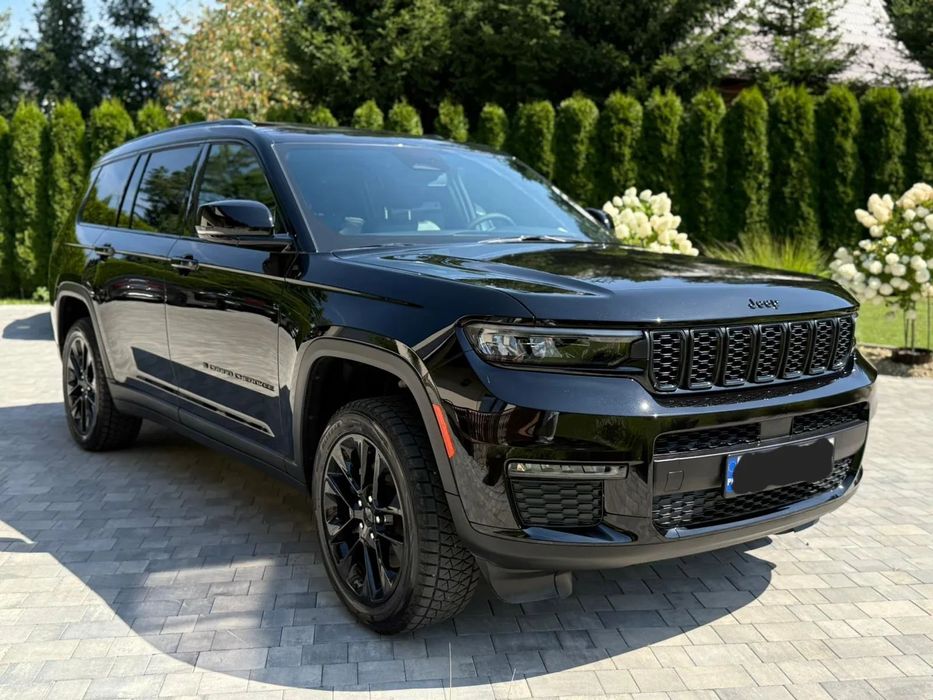 Jeep Grand Cherokee Jeep Grand Cherokee L 2024 • 3.6 V6 • 6 miejsc • VAT 23% • 9 tys. km •