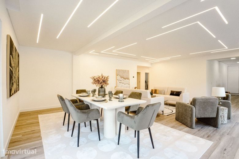 Moradia Independente T4 na Herdade da Aroeira com piscina, garagem a 2