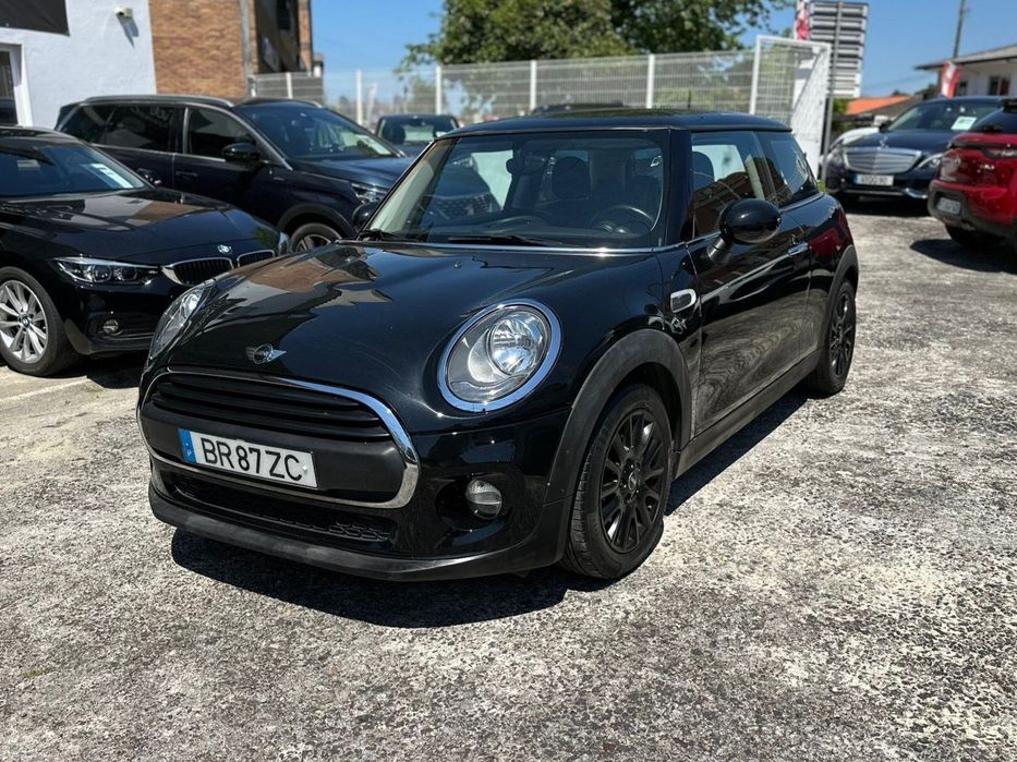MINI 3 Portas One