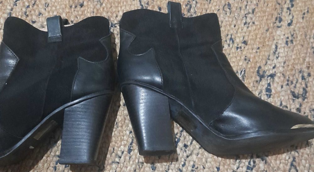 Botas morgan 40 em pele