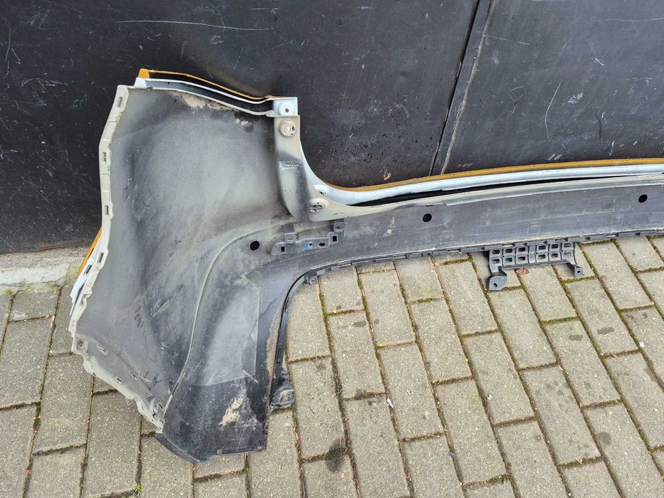 Suzuki Vitara II 2015- Zderzak PDC tył tylny oryginalny