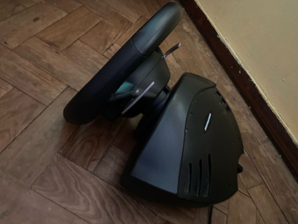 Pedal e volante do Xbox