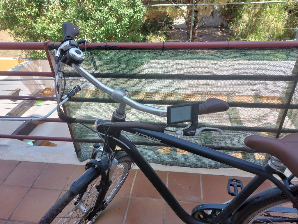 Vendo Bicicleta Eléctrica Btwin Adulto com acessórios