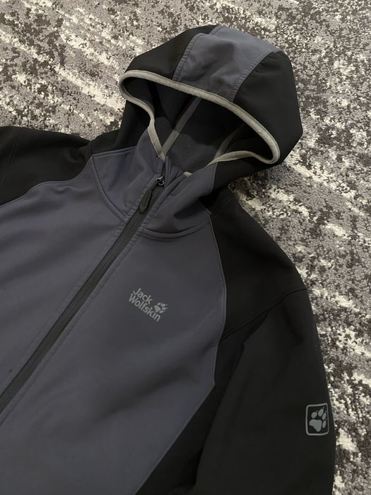 Куртка ветровка на флісі Jack wolfskin М-Л розмір сірого чорного