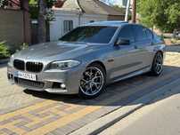 Продам BMW 528і 2011р 3.0 автомат М-пакеті в топовій комплектації