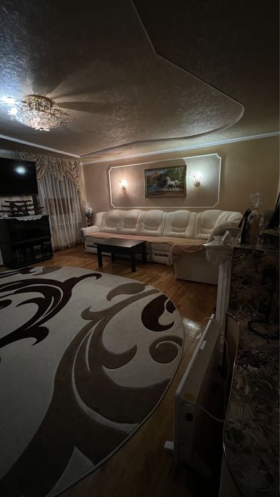 Простора та комфортна квартира в тихому районі міста