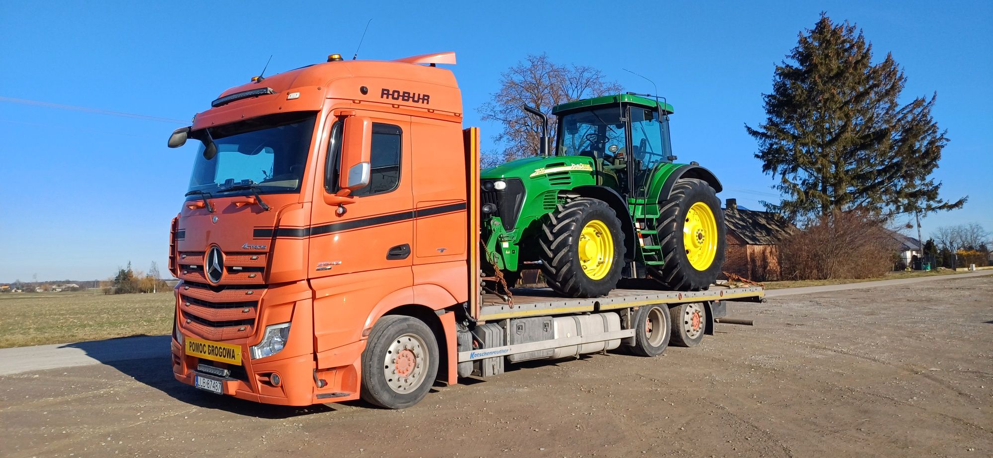 TRANSPORT kombajnów Niskopodwozie Gabarytowy  Laweta