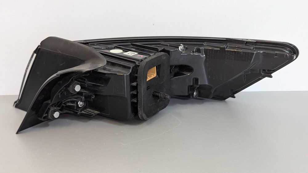 Фонарь задний левый зовнішн  VW ARTEON   купе 3G8945207L  3G8945207N