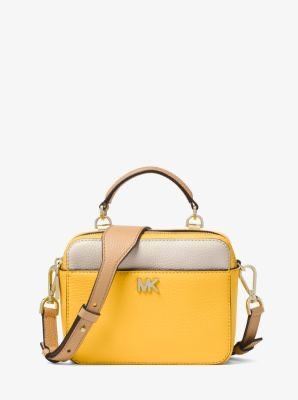 Жовта сумка шкіряна michael kors оригінал