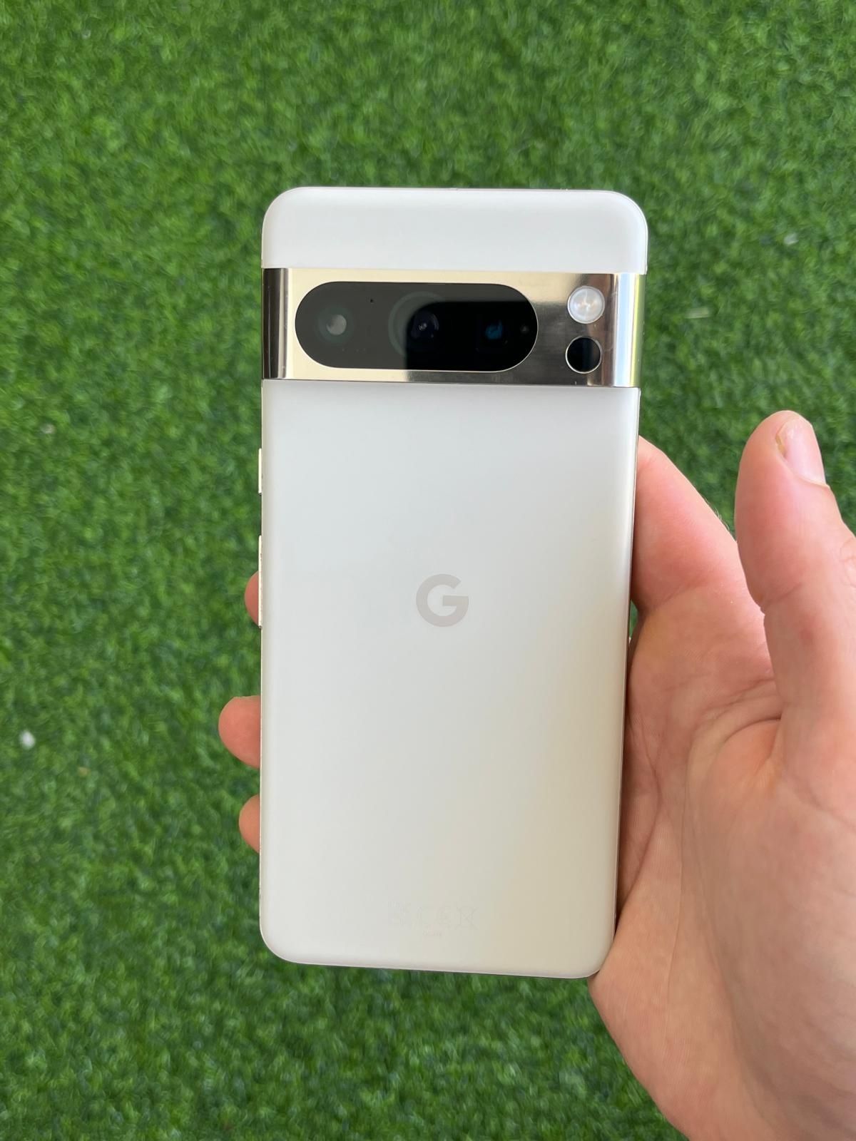 Google Pixel 8 Pro