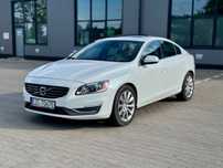Volvo S60 2.5turbo automat max wersja xenon radar kamery 4x4