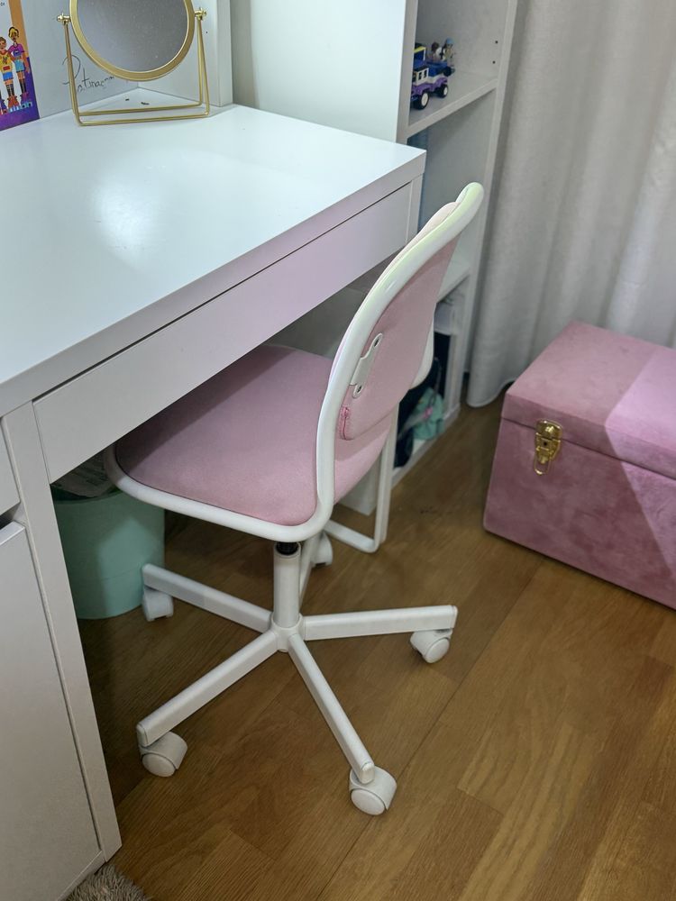 Cadeira criança com rodas IKEA