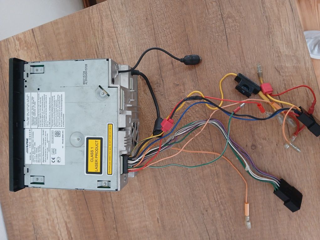Radio Alpine INE-S900R