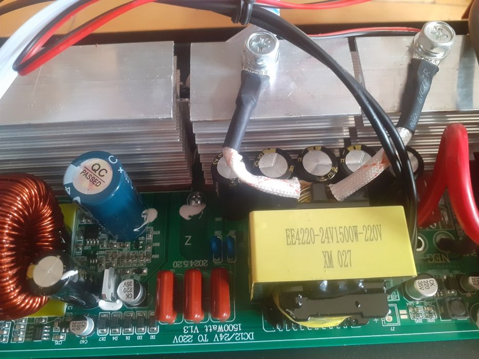 Інвертор HOULI 1500W 24в. - 230в. 50Гц. 3000W Пік!!!