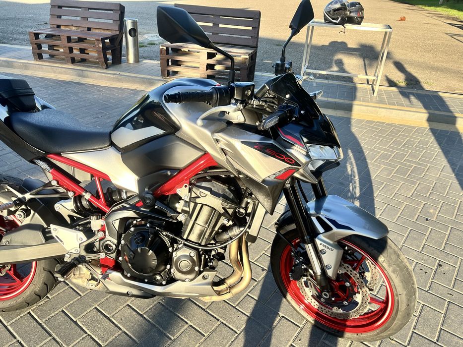 Kawasaki Z900доки