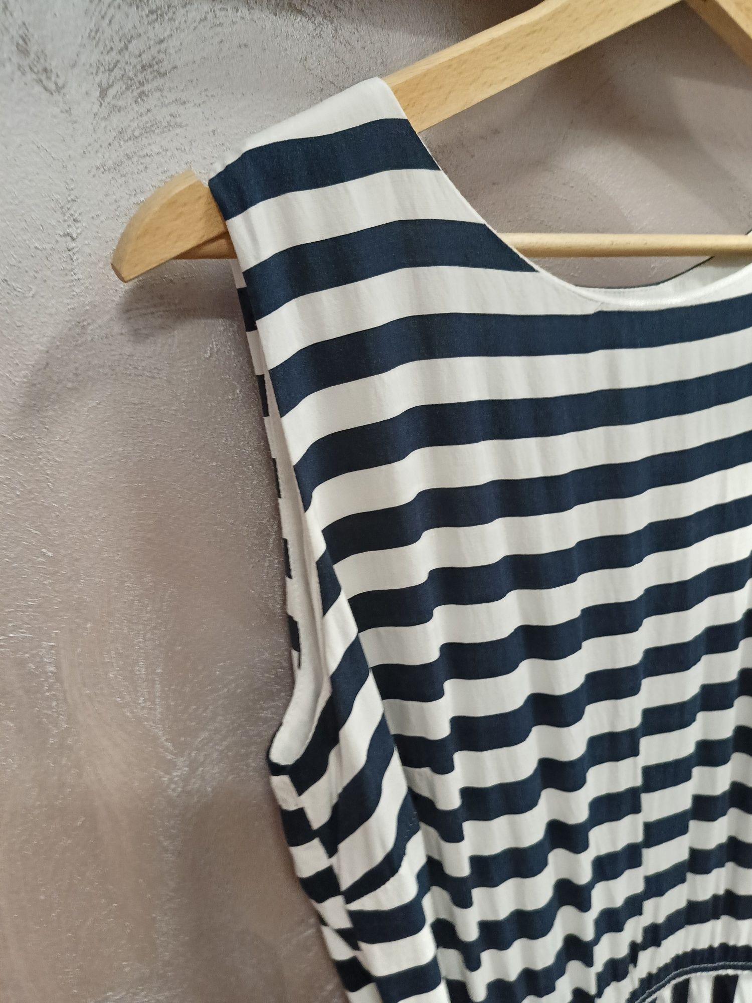 Tatuum zwiewna sukienka 40