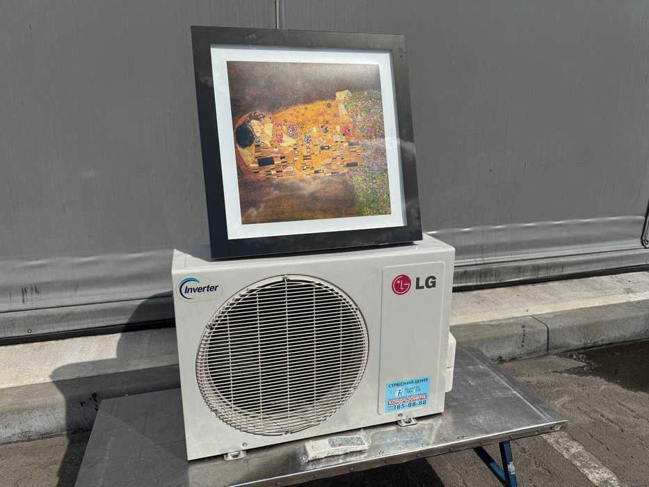 Кондиціонер інвенторний LG Artcool(до 30м2) на охолодження\обігрів!