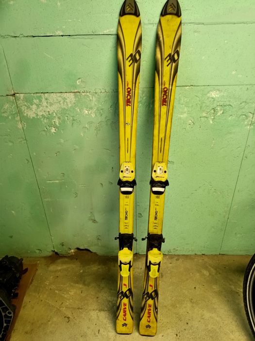 Narty zjazdowe Tecno Carve