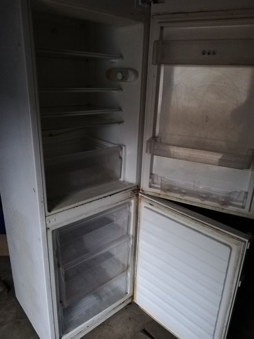 Холодильник WHIRLPOOL