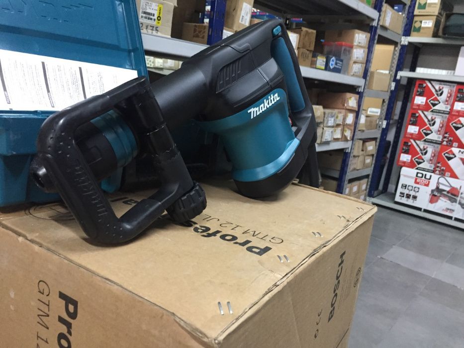 Martelo Demolidor Makita HM0870C