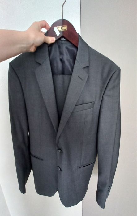 Продам чоловічий костюм Arber