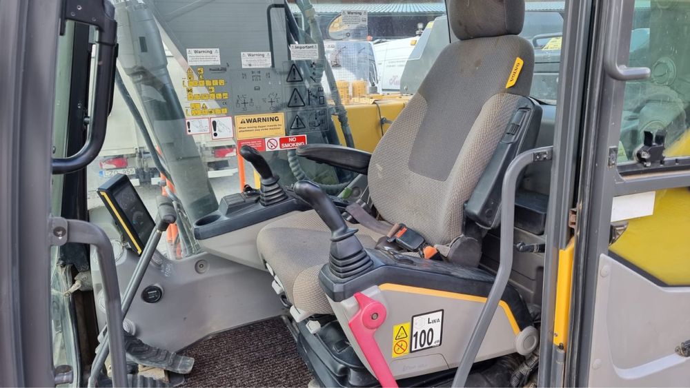 Продам экскаватор Volvo EC 140 EL , 2017 г