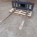 Widly do palet koparka mecalac 12