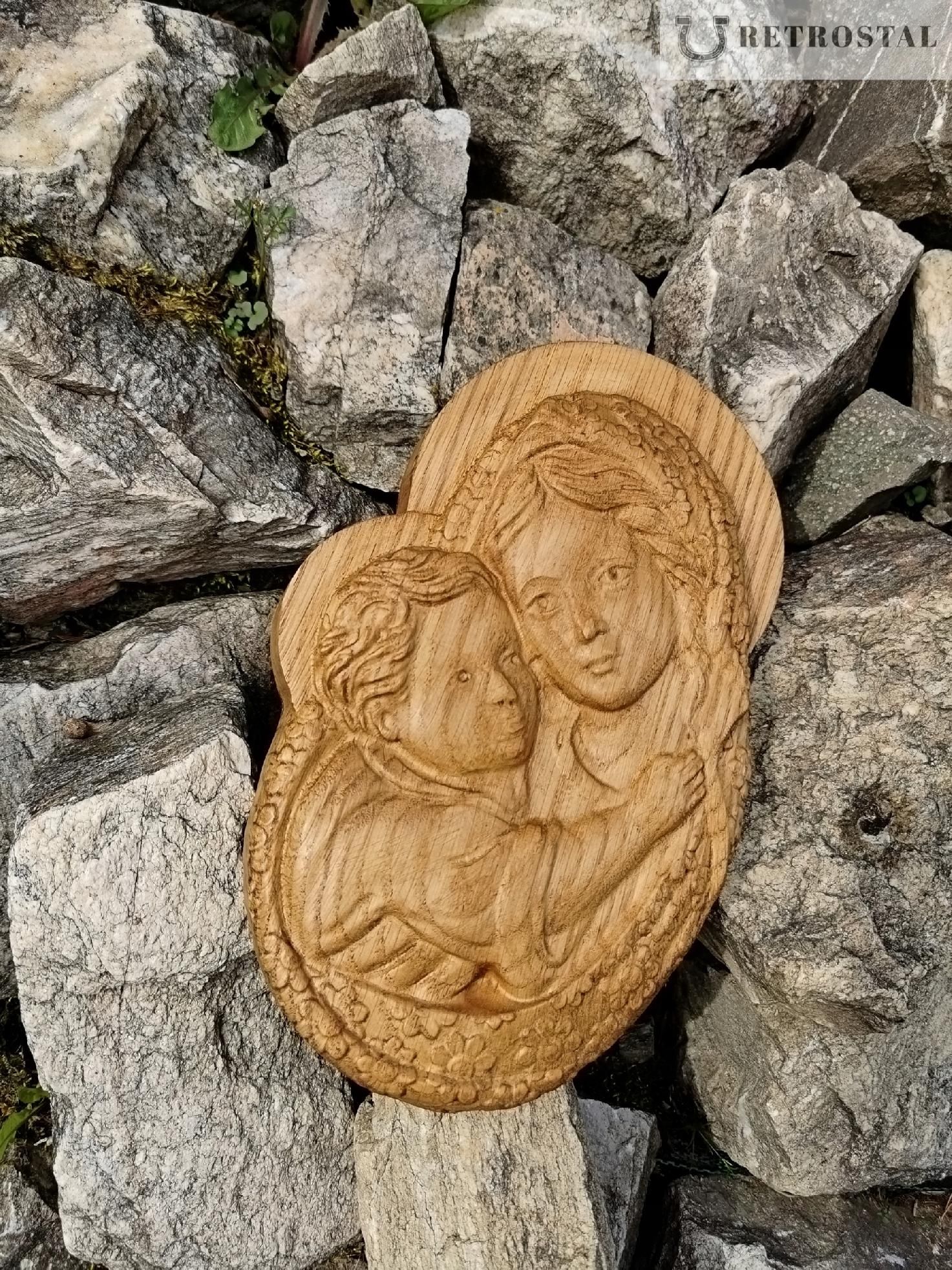 Obraz w drewnie prezent Maryja i Dzieciątko 30 cm