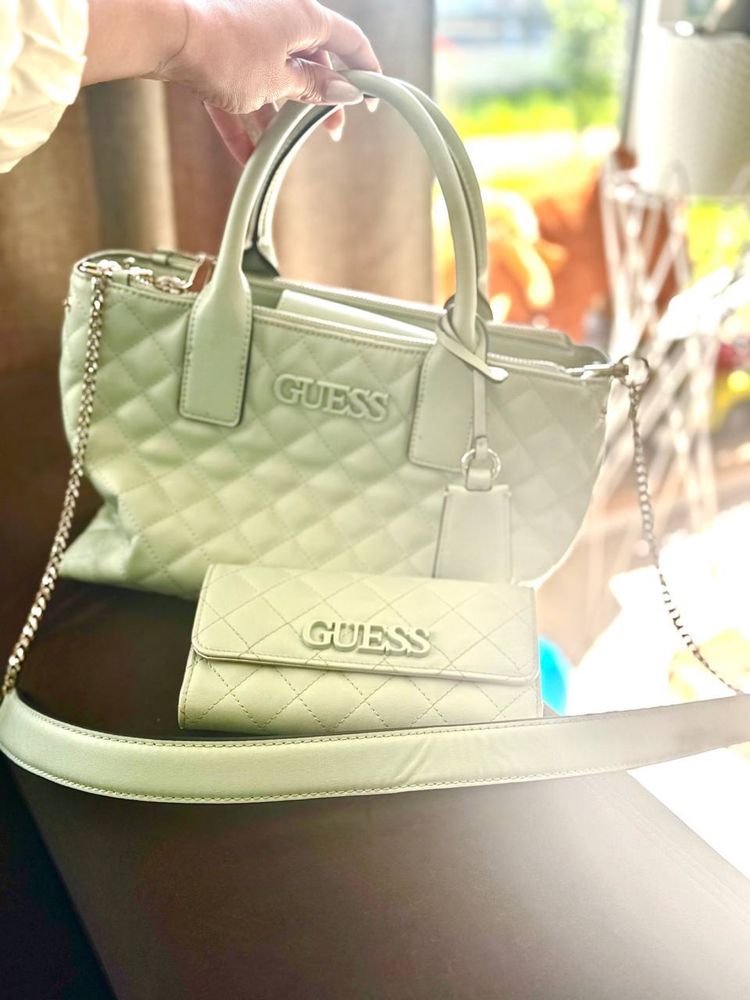 Продается сумка+кошелек Guess