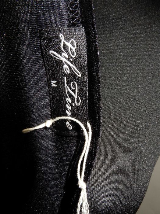 Tunika długa bluzka welurowa krótki rękaw czarna prosta gładka Life 38