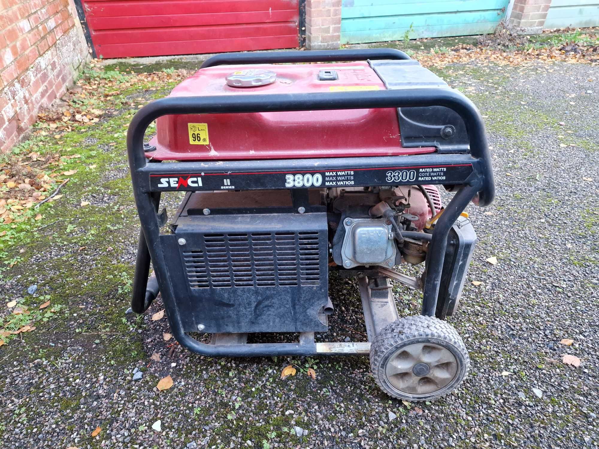 Agregat prądotwórczy 3.3 kW 115V i 230V