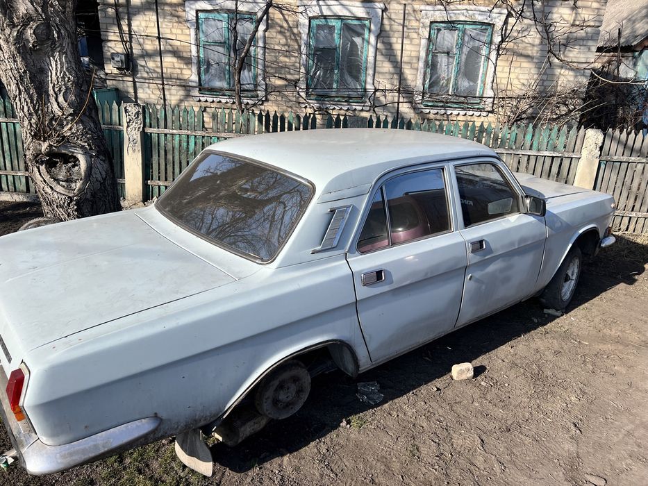 Волга 2410 ГАЗ 2410 разборка есть все кузов отлично и салон,нуженМотор