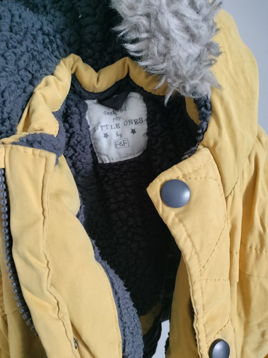 Jesienno zimowa kurtka dla chłopca F&F rozmiar 86