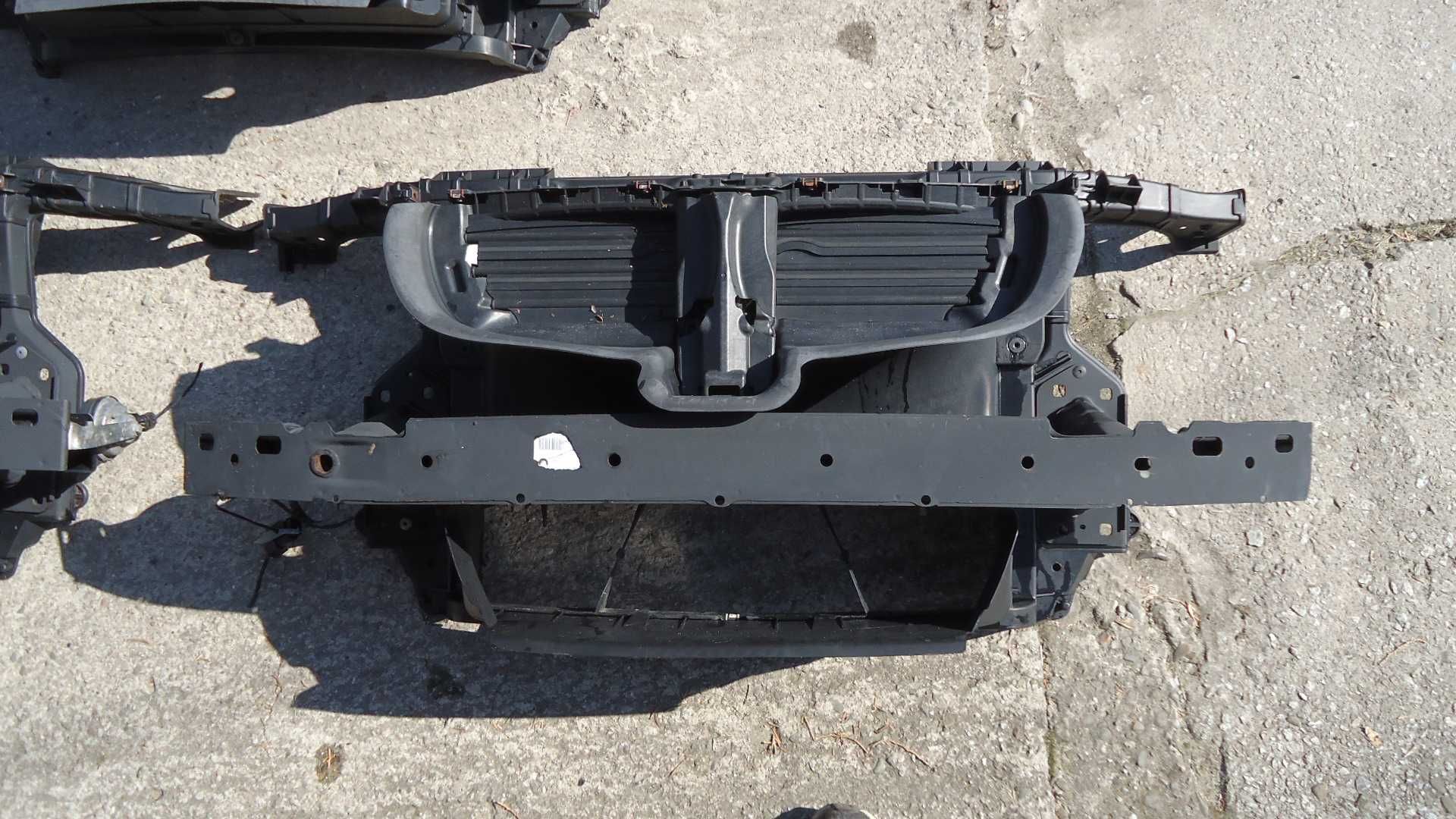 Pas przedni belka WZMOCNIENIE czołowe BMW E87 E81 E82