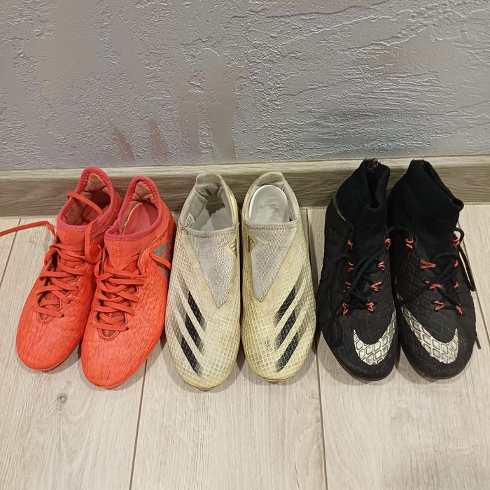 Продам бутси , футзалки