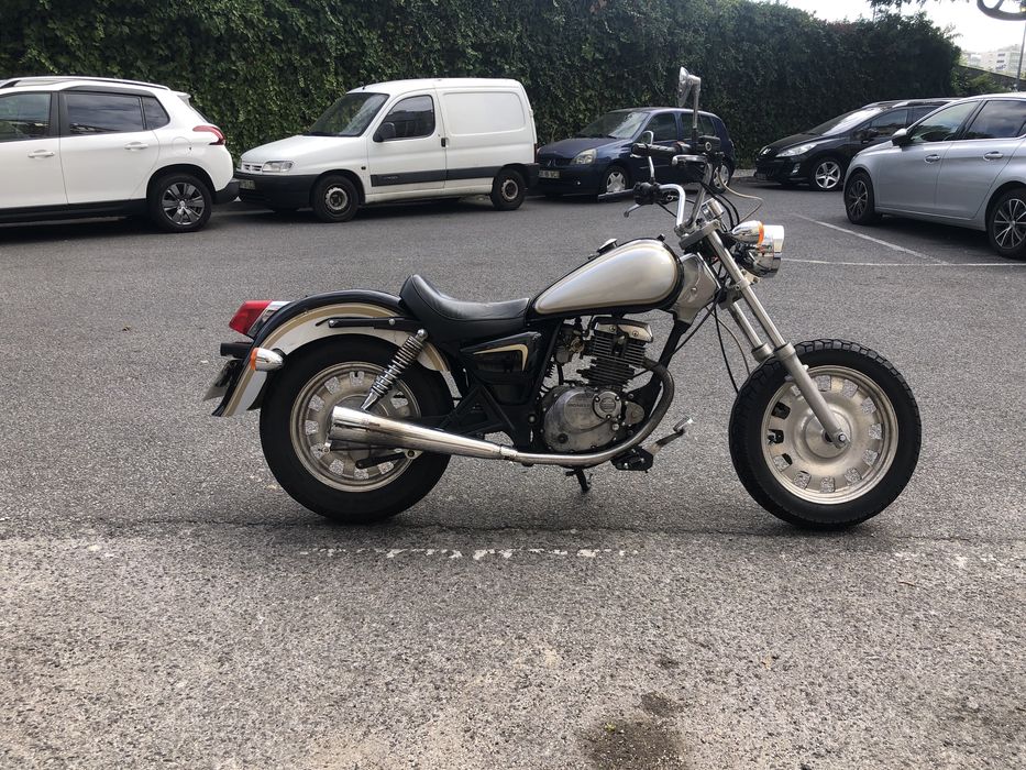 Mota chopper pioneer 200cc