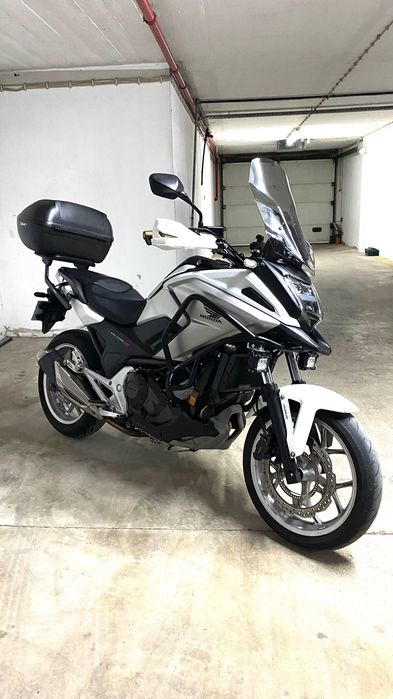 Honda NC750X - Mota de garagem