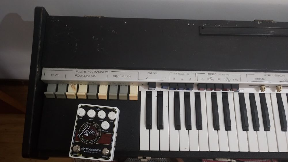 Crumar Organizer B + EHX Lester K