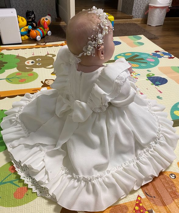 Продам святкову сукню на дівчинку