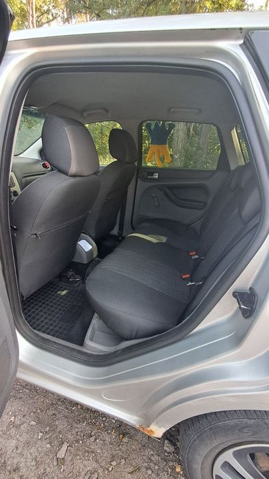 Форд фокус 2 .2008р в.Газ бензин