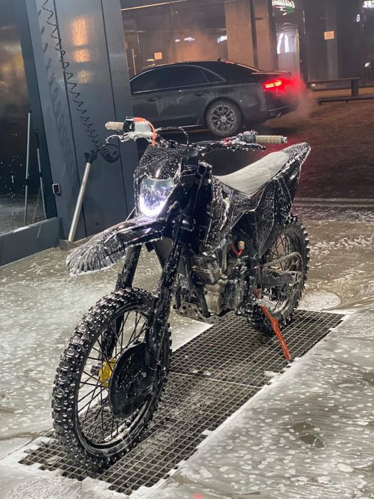 Продам мотоцикл kovi advance 300