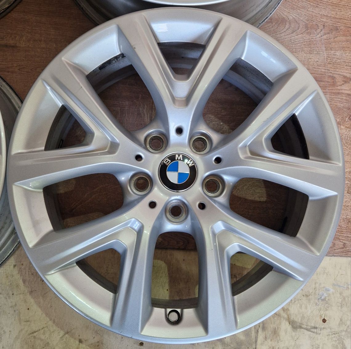 Оригінальні диски BMW R17 5x112 ET39 6.5J