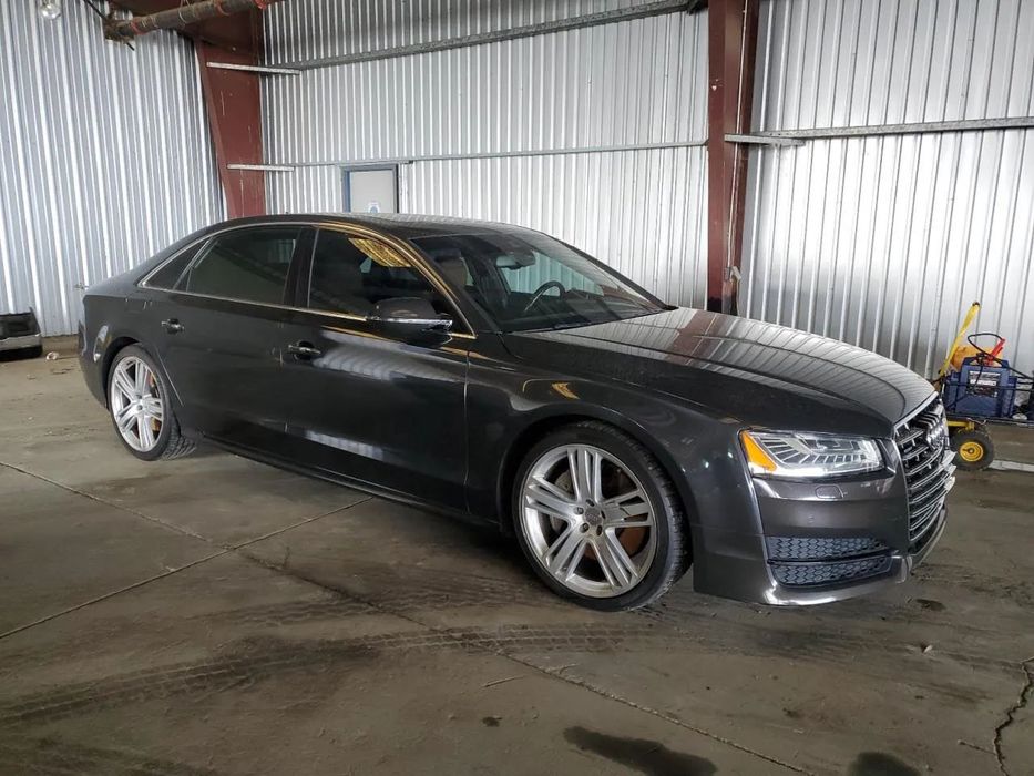 Audi A8 Wersja LONG – maksymalny komfort i przestrzeń z tyłu