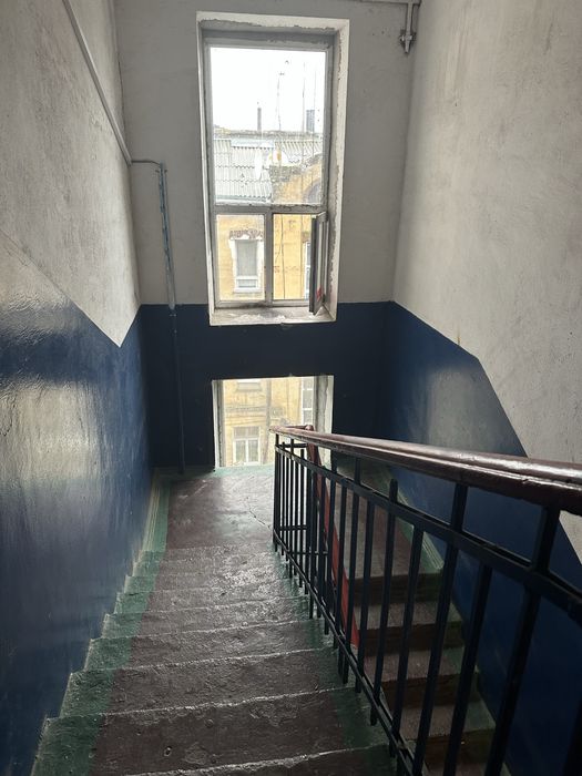 Продам двухкомнатную квартиру Запорожская Е-видновлення