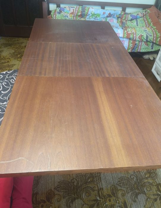 Розкладний стіл продаю