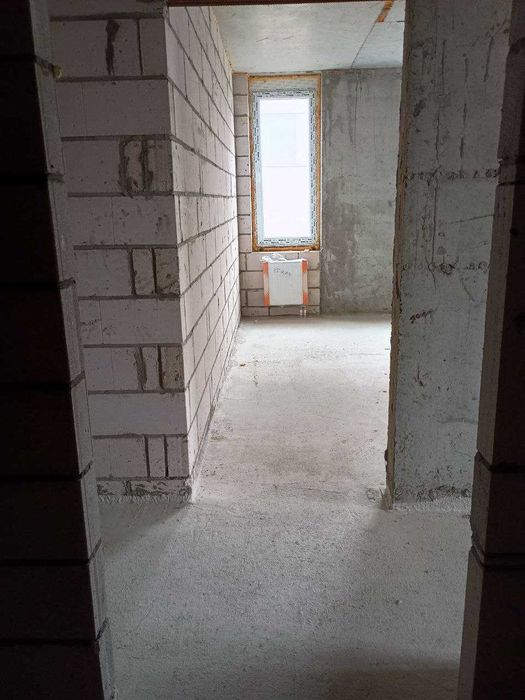 Продам 2 кімнатну квартиру у новобудові