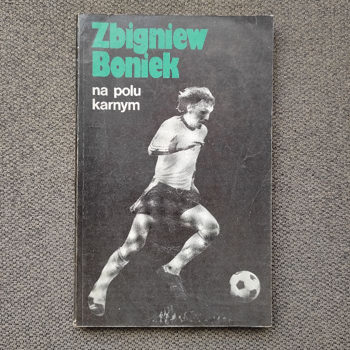 Na polu karnym ZBIGNIEW BONIEK piłka nożna