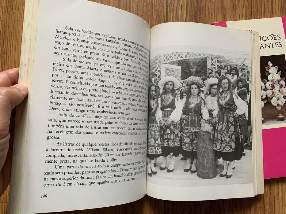 Artes e Tradições - 2 Livros