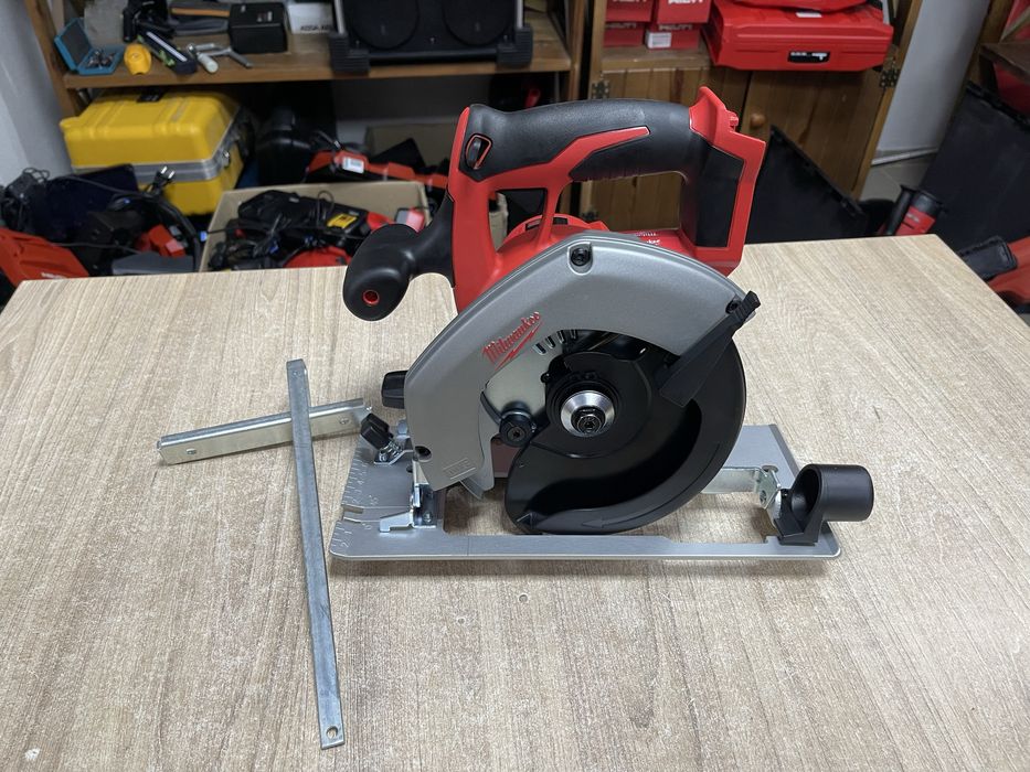 Milwaukee HD 18 CS / щіткова дискова пила Мілвокі