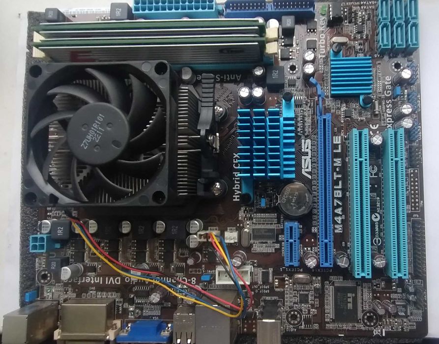 Материнська плата Asus m4a78lt m le